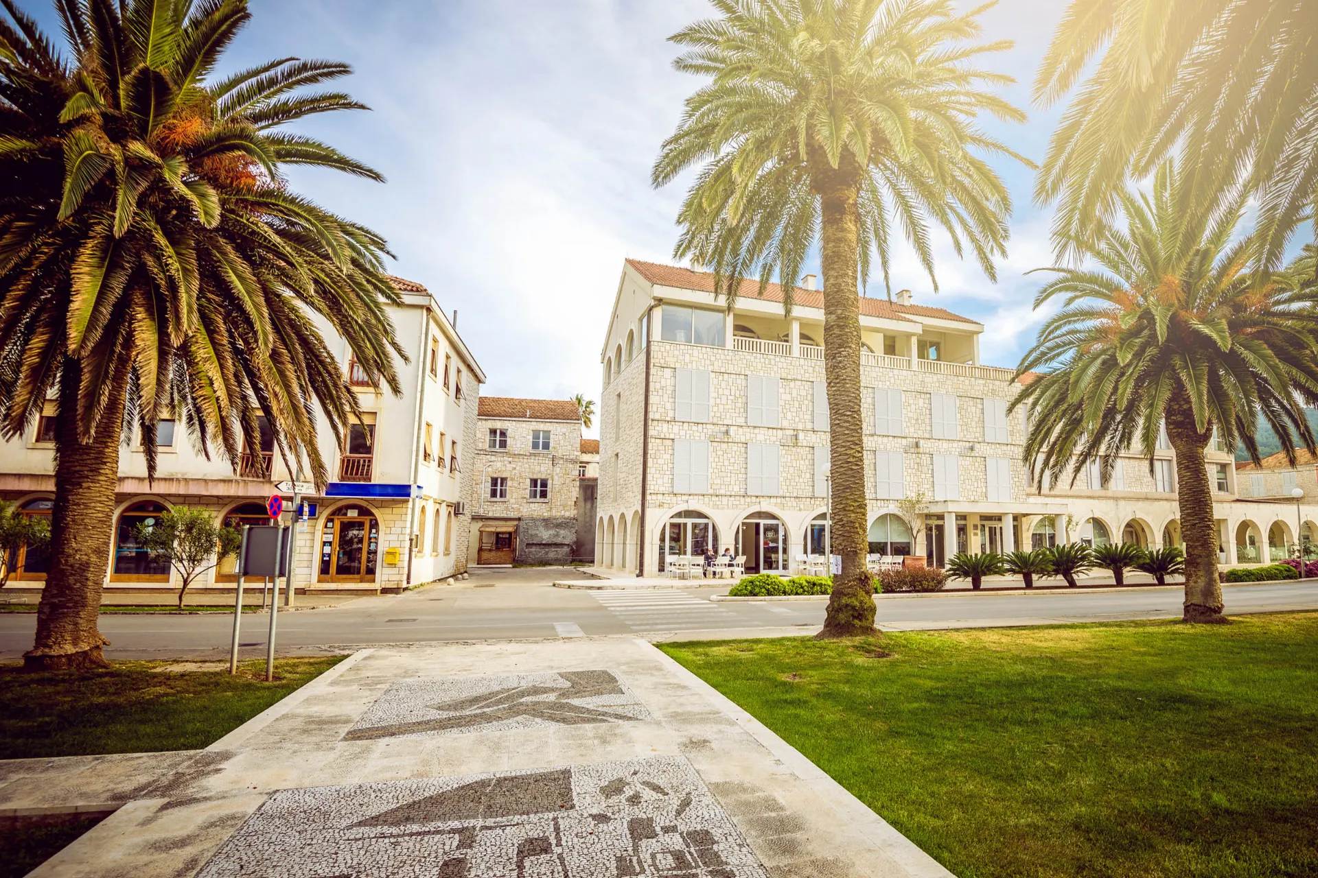 Torg i den historiske byen Korčula Torg i den historiske byen Korčula