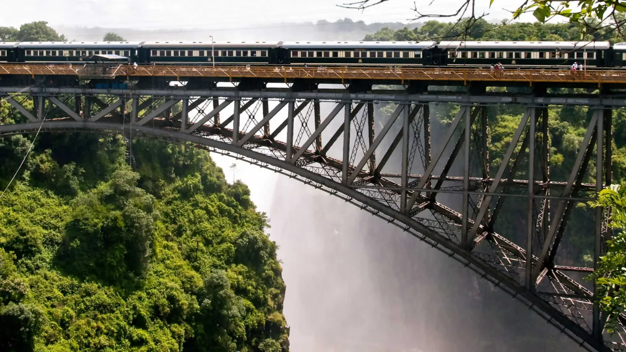 Bro mellom Zimbabwe og Zambia Bro mellom Zimbabwe og Zambia